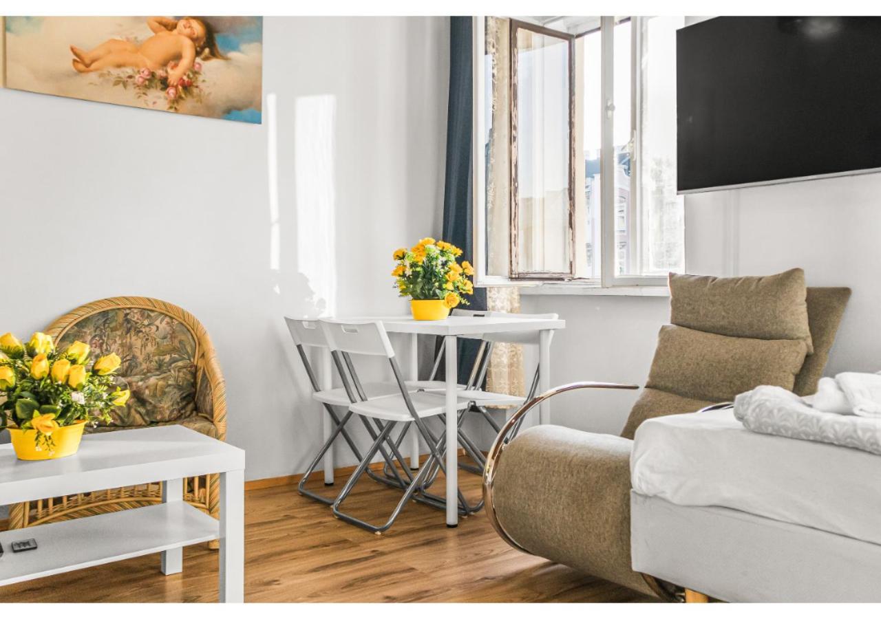 Welcoming 2Br Apt. Near Danube & Millenium Tower Viena Exterior foto